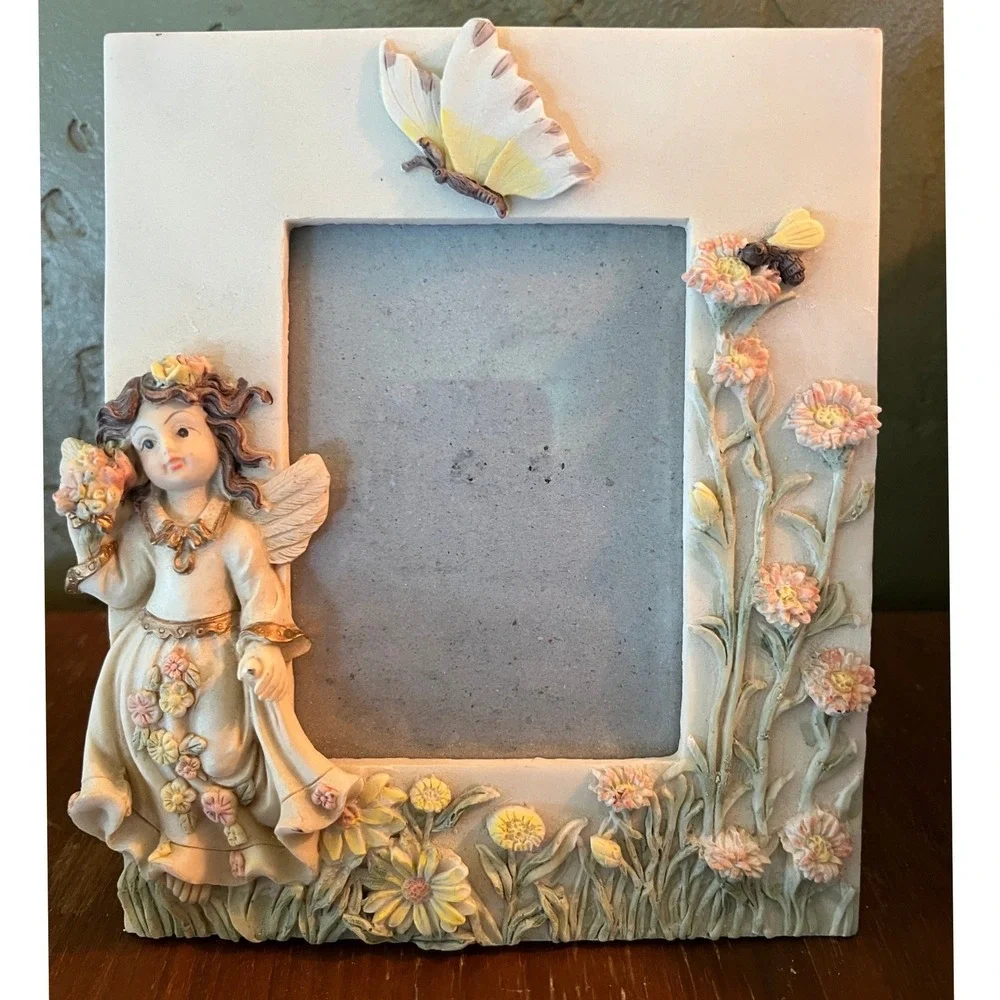Vintage Fairy Garden Resin Frame 3D Butterfly Bee Floral 5x7 Woodland Cottage